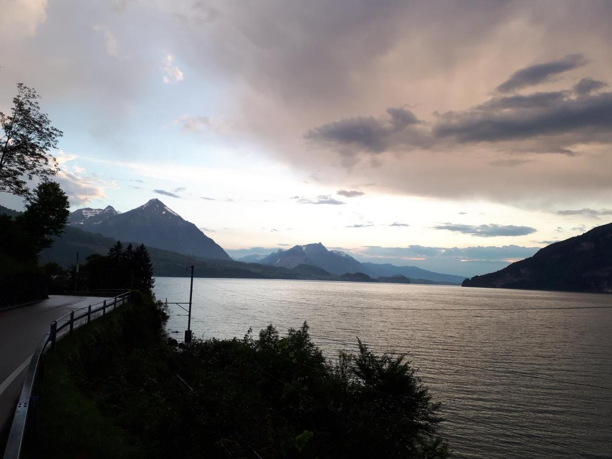 Berner Oberland Am Thunersee Därligen Extérieur photo