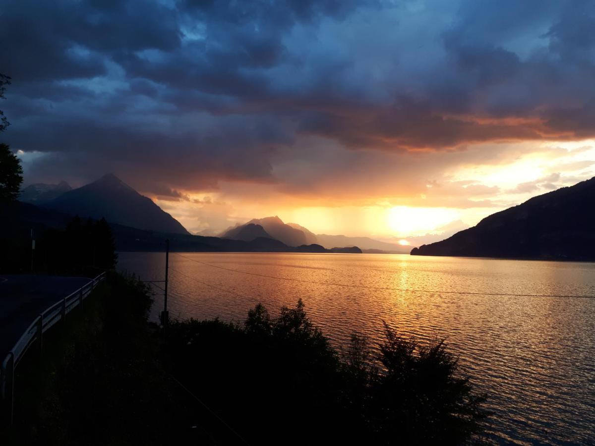 Berner Oberland Am Thunersee Därligen Extérieur photo